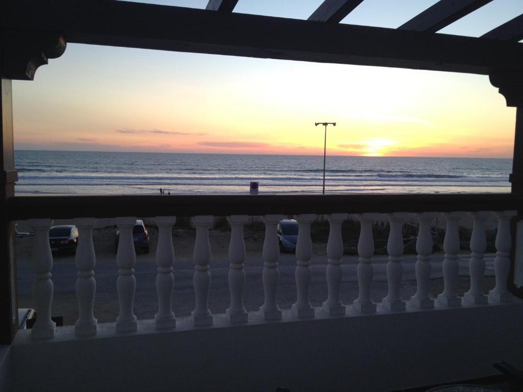 Hostal El Alferez Vejer de la Frontera Zewnętrze zdjęcie