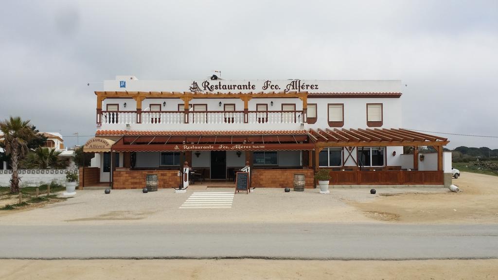 Hostal El Alferez Vejer de la Frontera Zewnętrze zdjęcie